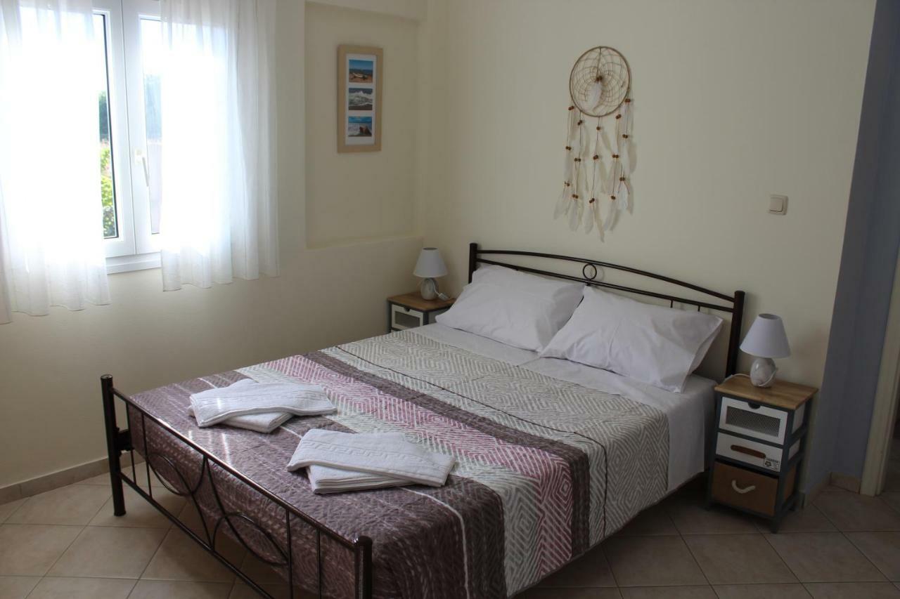 Lonelia'S Family Homes Lefkimmi  Ngoại thất bức ảnh
