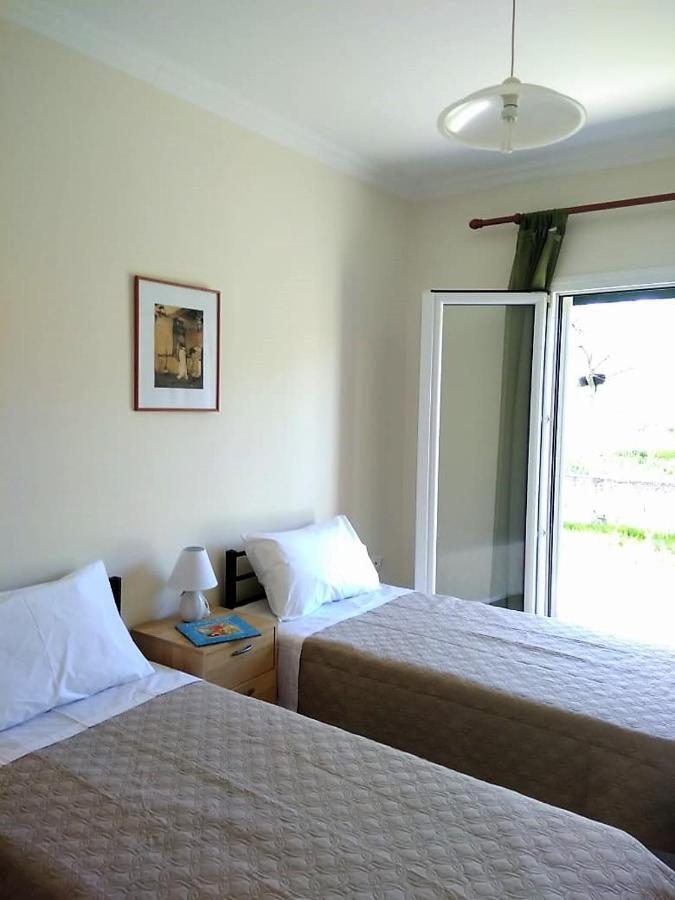 Lonelia'S Family Homes Lefkimmi  Ngoại thất bức ảnh